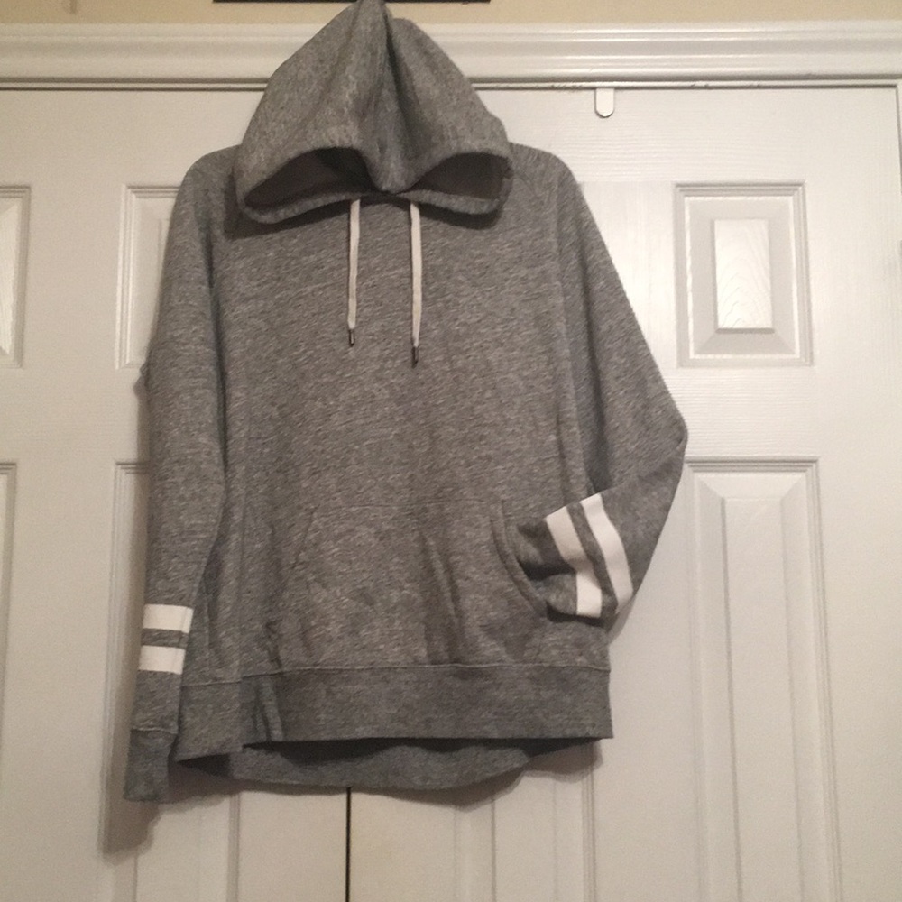 Lounge Hoodie